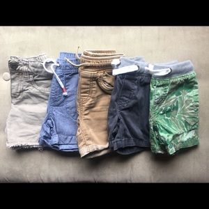 Lot of 5 pairs of toddler boy shorts